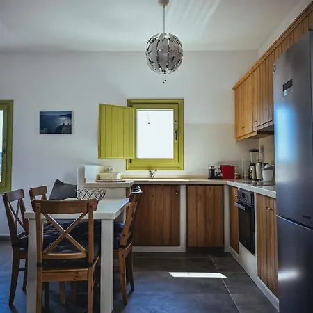 Holiday home Abelonas Foinikia (Santorini)